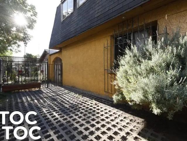 Casa en La Cisterna