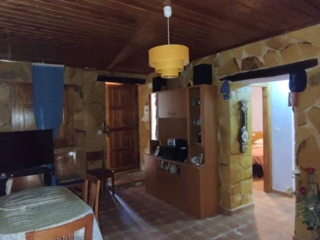 CASA EN LA ENCARNACIÓN