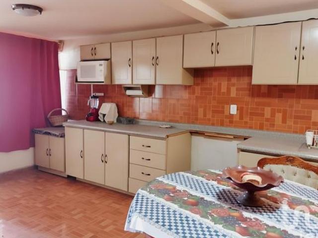 Casa en La Guadalupana funcional, amplia y en excelente estado