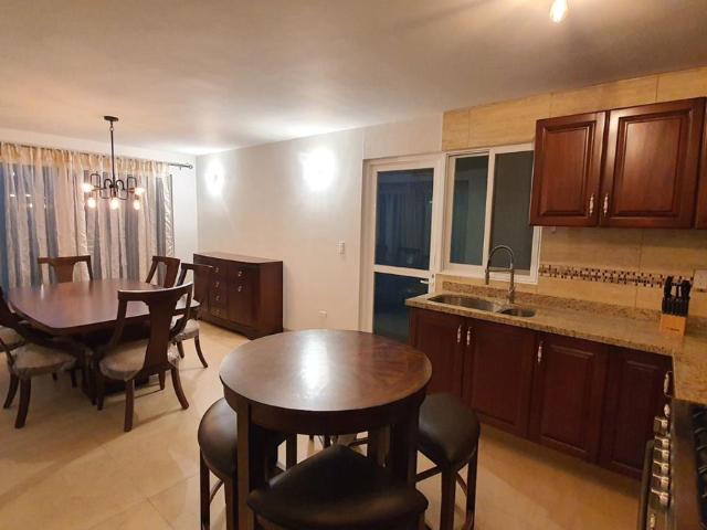CASA EN LA GIRALDA, IRAPUATO