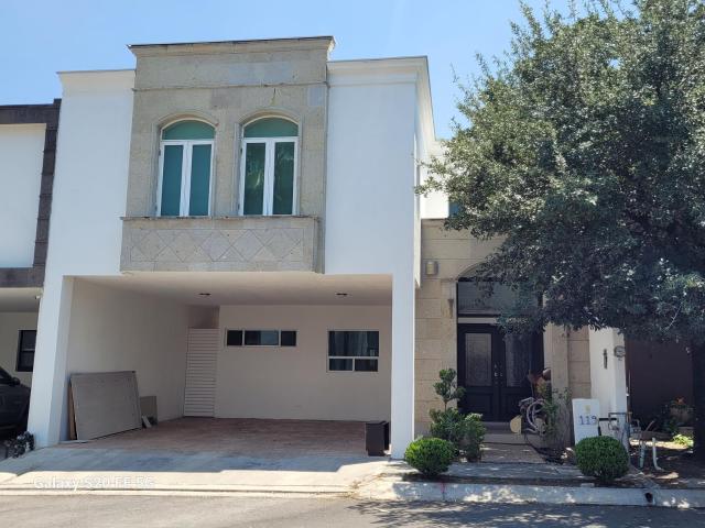 Casa en La Rioja Privada Residencial 1era. Etapa