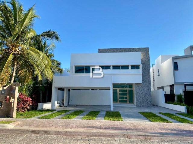 Casa en Lagos del Sol