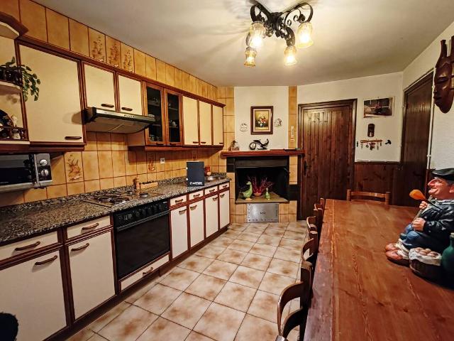 Casa con gran terraza en Lanciego!