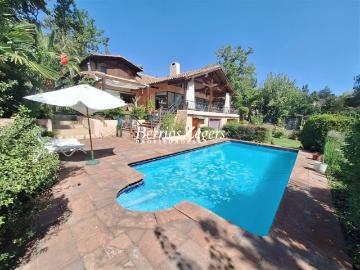 Casa en arriendo en San Ramón, Terralto Dominicos - Jardín