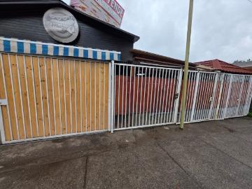 Casa en venta en Camino El Alba, Los Domínicos - Estacionamiento