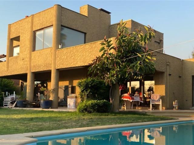 Casa en Las Condes en Arriendo