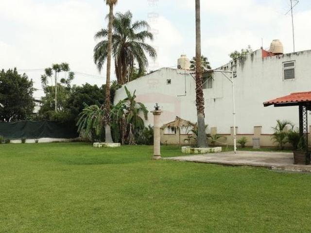CASA EN LAS FUENTES