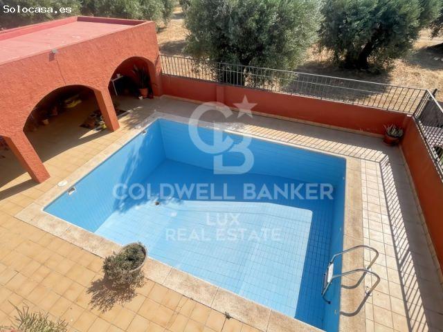 Casa en Llers con piscina y garaje