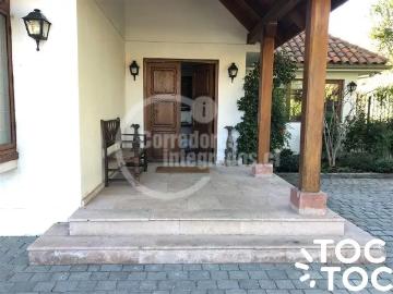 Casa en alquiler en Camino Girardi - Jardín