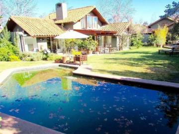 Casa en venta en Camino Girardi - Jardín