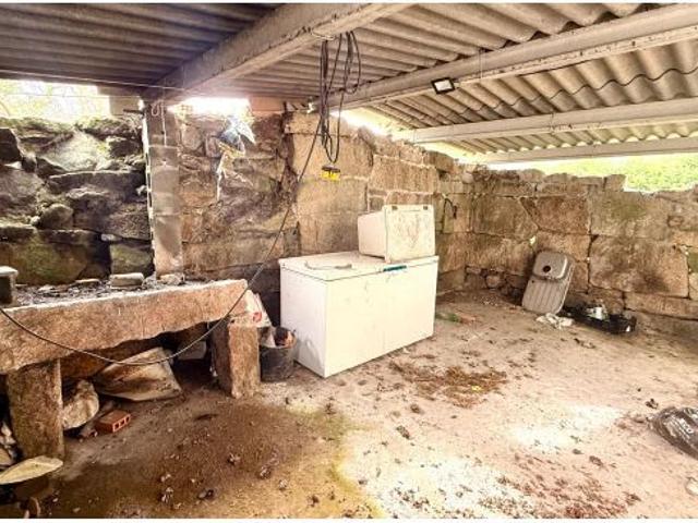 Casa en lo rural de Sandias para reformar, con tejado nuevo y registrada