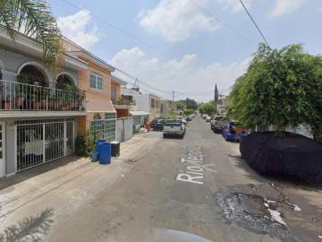 CASA EN LOMA BONITA EJIDAL ZAPOPAN EN REMATE