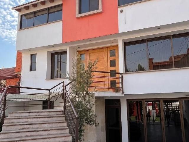 Casa en Lomas Axomiatla