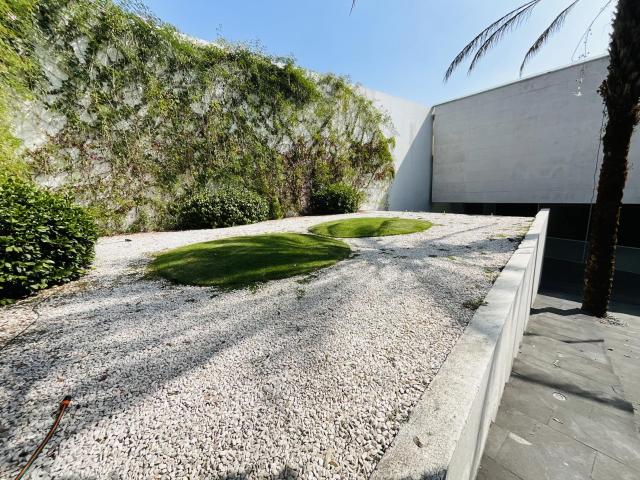 Casa en Lomas Altas
