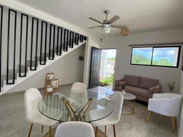 CASA EN LOMAS CAUCEL