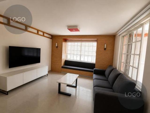 Casa en Lomas de Capula