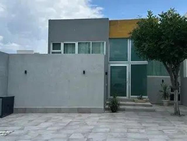 Casa en Lomas De Gran Jardín, León