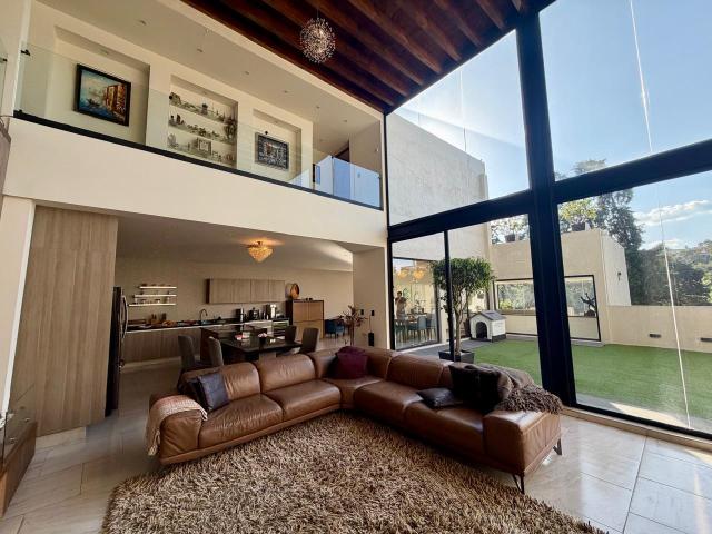 Casa en Lomas de Tecamachalco
