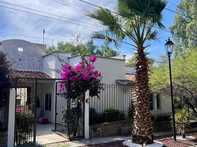 Casa en Lomas del Valle