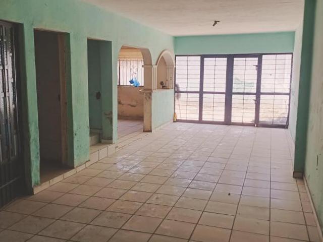 Casa en lomas del aeropuerto. Las pintitas