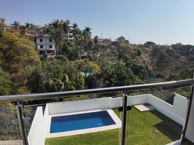 Casa en venta en fraccionamiento Lomas Tetela