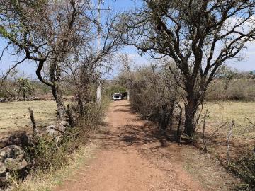 CASA EN LOS TABANOS MICHOACAN CON EXCELENTE TERRENO Y VISTA