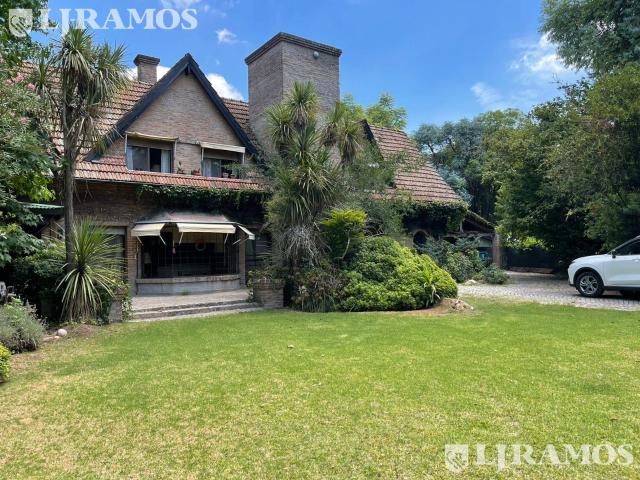 Casa en Los ?anduces Maschwitz