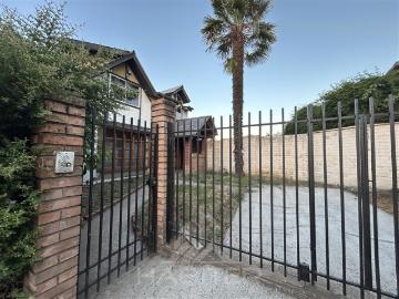 Casa en arriendo en Los Lilenes, Condominio Bosque Mar