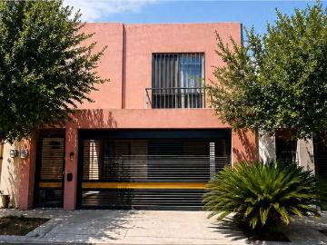 Casa en Los Faisanes Sector el Dorado