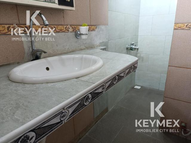 Casa en Los Hornos en alquiler