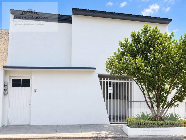 Casa en Los Reyes