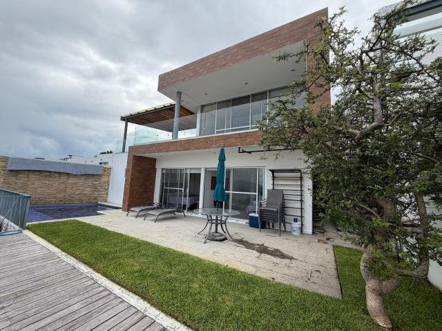 Casa en Pueblo Tequesquitengo