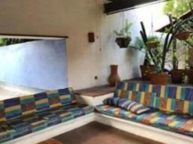 CASA EN PUEBLO OACALCO