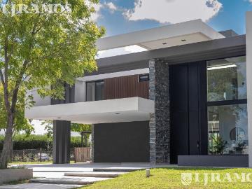 Casa en Puertos / Escobar Barrio Marinas