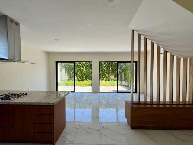 Casa en Pacífico Hills con 3 recámaras nueva