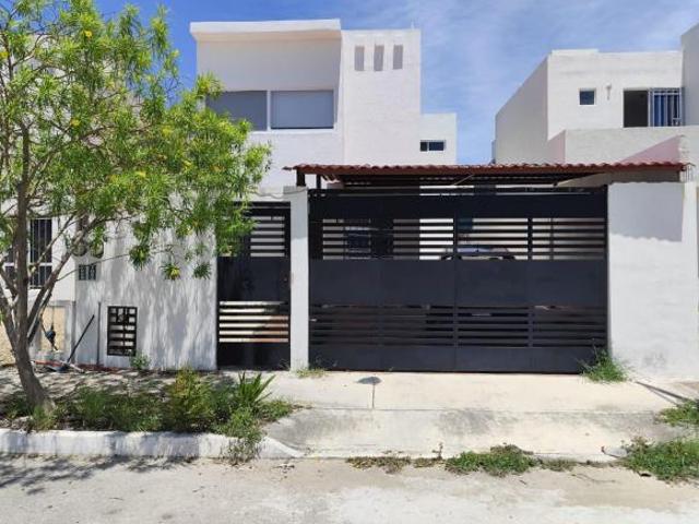 Casa en Paseos de Mérida Tixcacal