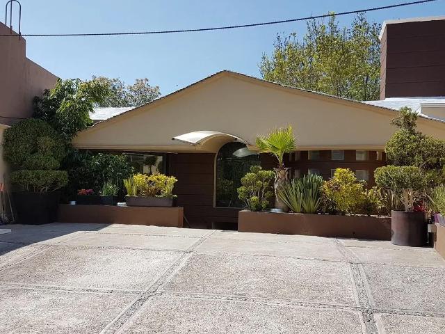 Casa en Paseos del Bosque