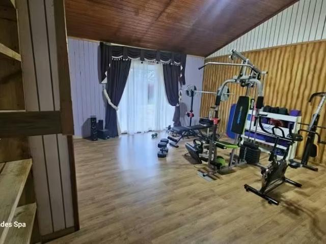 Casa en parcela con acceso al río calle valdivia | 6 dormitorios por 205000. 00 en Valdivia