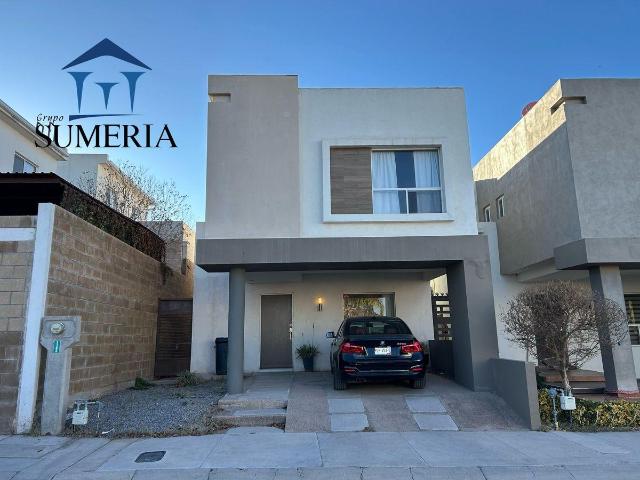 Casa en Pen?nsula Residencial por Presa el Rej?n