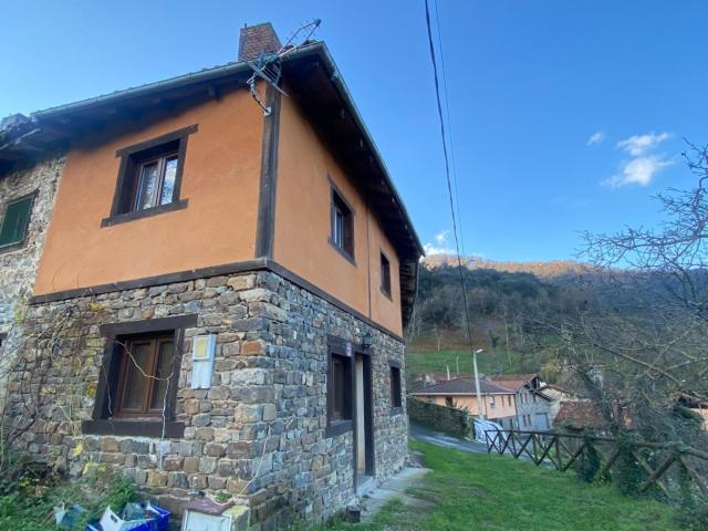 Casa en Pesaguero