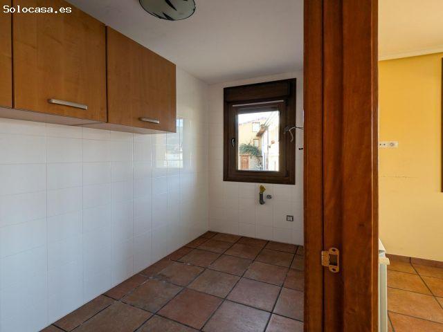 CASA EN PESUES