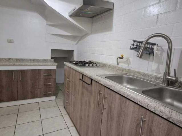 Casa en perfecto estado 1799 | dormitorios por 130000. 00 en Puente Alto