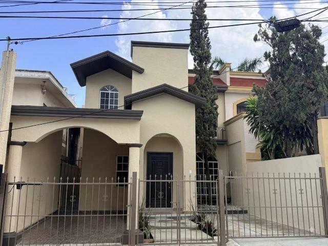 Casa en Petrolera