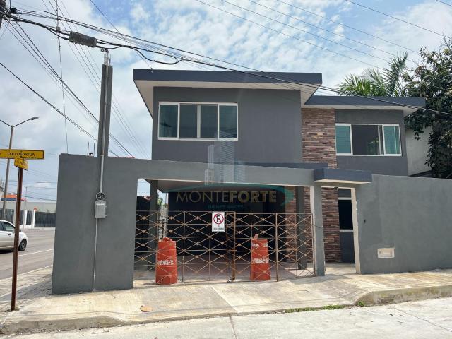 Casa en Petrolera