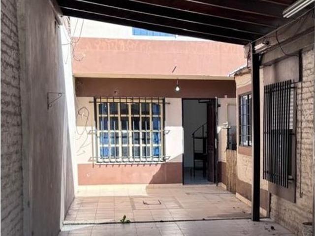 CASA EN PH EN ALQUILER. FONDO. ITUZAINGO NORTE