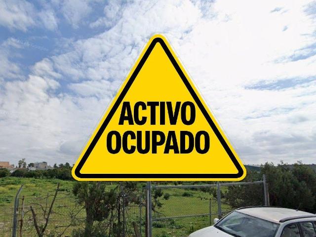 CASA EN PILAS