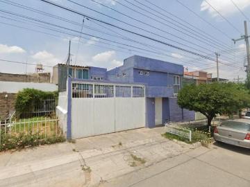 CASA EN PINAR DE LA CALMA ZAPOPAN EN REMATE