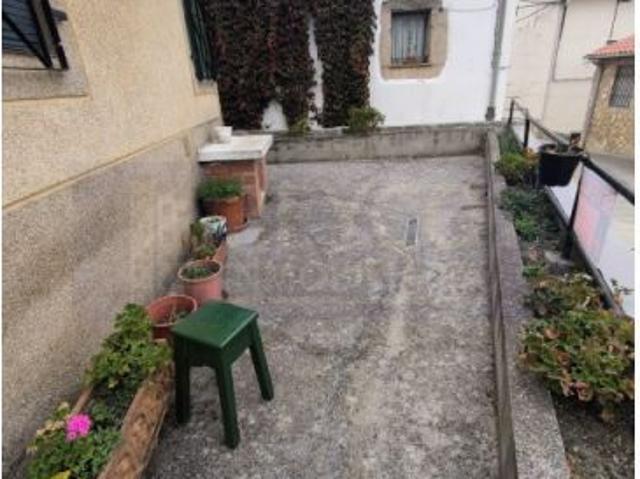 Casa en planta baja con terraza en Baños de Rioja
