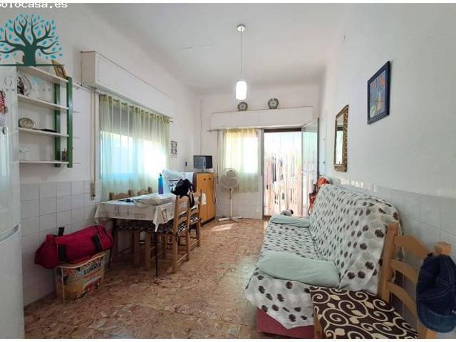CASA EN PLANTA BAJA EN EL CENTRO DE ISLA PLANA