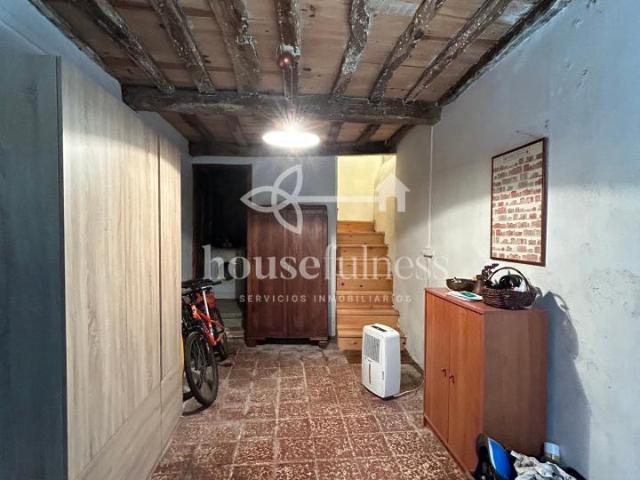 CASA EN PLENO CENTRO DE PONTEDEUME